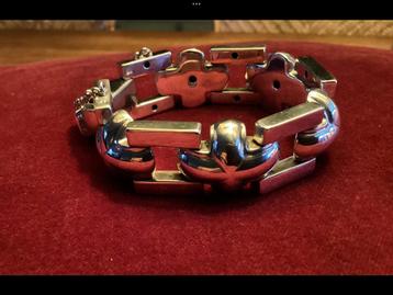 Buddha to buddha armband “ Batul cross” zo goed als nieuw beschikbaar voor biedingen