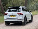 Volkswagen Tiguan 1.4 TSI 4Motion R-line DSG-PANO-TREKHAAK, Auto's, Automaat, 15 km/l, 4 cilinders, Alcantara