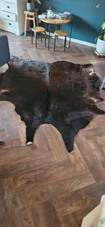 Koeienhuid Koldby Ikea (zwart/bruin) 180x220cm echt leer, Huis en Inrichting, Gebruikt, 150 tot 200 cm, Ophalen of Verzenden, Landelijk