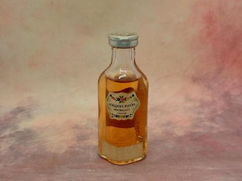 Houbigant- Quelques Fleurs miniatuur., Verzamelen, Parfumverzamelingen, Zo goed als nieuw, Miniatuur, Gevuld, Verzenden