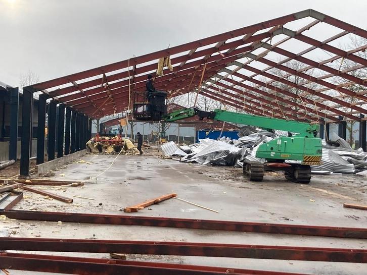 Grote schuur/ hal 50 bij 20!, Doe-het-zelf en Verbouw, Metalen, Gebruikt, IJzer, Ophalen of Verzenden