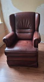 Leren oorfauteuil bruin klassiek, Huis en Inrichting, Fauteuils, Ophalen, Zo goed als nieuw