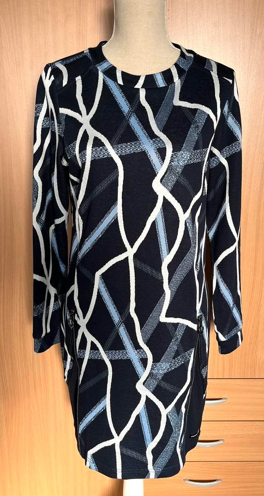S’Questo jurk maat 38(v), Kleding | Dames, Jurken, Zo goed als nieuw, Maat 38/40 (M), Blauw, Boven de knie, Ophalen of Verzenden