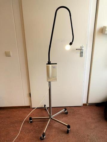 Medische onderzoekslamp Welch Allyn beschikbaar voor biedingen