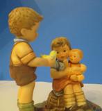 Goebel:80 BH -Time To Play- 1999-14cm.-Excellent-orig. doos, Verzenden, Zo goed als nieuw, Hummel