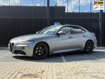 Alfa Romeo Giulia 2.2 Super JTD - 230PK - AUTOMAAT - SCHUIFD beschikbaar voor biedingen