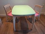 Leuke kindertafel met 2 stoelen, Ophalen, Gebruikt, Tafel(s) en Stoel(en)