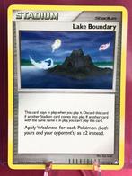 2007 112/123 Stadium Lake Boundary, Hobby en Vrije tijd, Verzamelkaartspellen | Pokémon, Ophalen of Verzenden, Losse kaart, Zo goed als nieuw