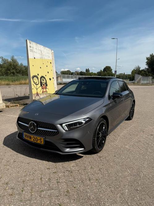 Mercedes-Benz A-Klasse A 250 e AMG Pano Sfeer 2021 Grijs, Auto's, Mercedes-Benz, Bedrijf, A-Klasse, ABS, Achteruitrijcamera, Adaptieve lichten
