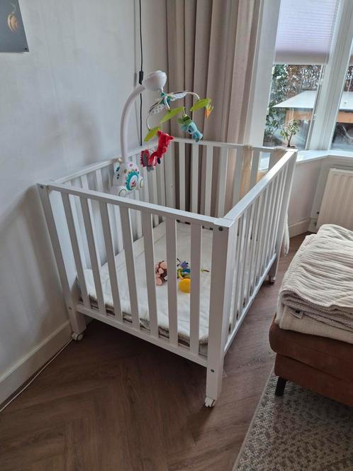 Box Bopita Brent op wieltjes incl twee kleden en Jollein zak, Kinderen en Baby's, Boxen, Gebruikt, Wieltjes, Ophalen