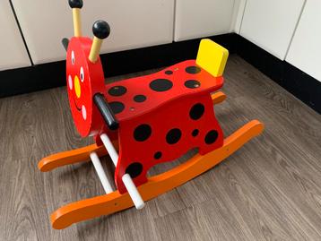 Hobbeldier beschikbaar voor biedingen