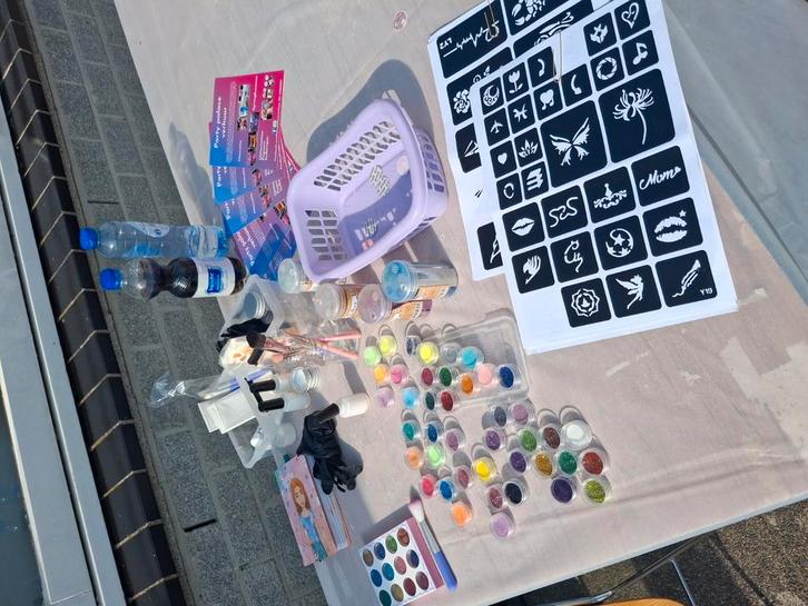 Glittertattoos, Hobby en Vrije tijd, Feestartikelen | Verhuur, Nieuw, Ophalen of Verzenden