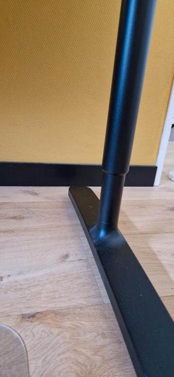 IKEA Bekant Bureau - Zwart, Houten Blad, Verstelbaar - afbeelding 3