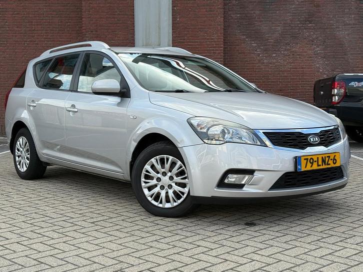 Kia Cee'd Sporty Wagon 2.0 CVVT X-ecutive|AIRCO|TREKHAAK|INR, Auto's, Kia, Bedrijf, Te koop, (Pro) Cee d, ABS, Airbags, Airconditioning