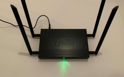 EZWiFi EzHotspot Extender V5 Camping, Computers en Software, WiFi-versterkers, Zo goed als nieuw, Ophalen