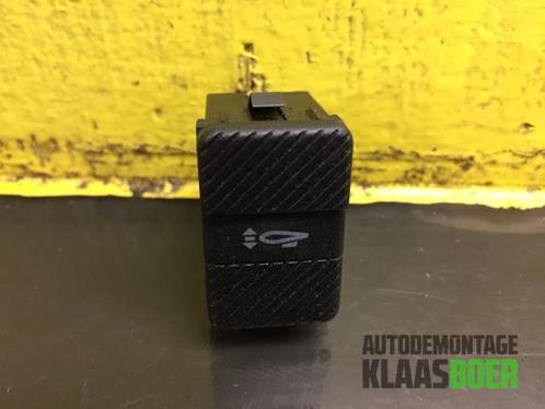 Schakelaar van een Volkswagen Corrado, Auto-onderdelen, Dashboard en Schakelaars, Volkswagen, Gebruikt, 6 maanden garantie, 12 maanden garantie