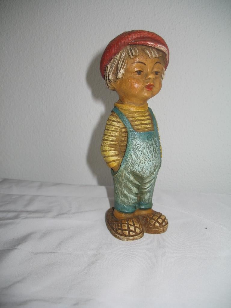 Copy Verb Jongen met Rode Pet Vintage, Verzamelen, Beelden en Beeldjes, Ophalen of Verzenden, Zo goed als nieuw, Overige typen