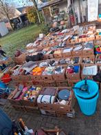 Partij Rommelmarkt spullen 80 bananendozen, Diversen, Rommelmarktspullen, Ophalen