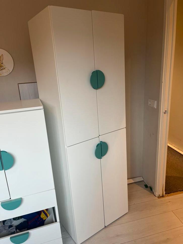 Ikea Smastad/Platsa kledingkast, Huis en Inrichting, Kasten | Kledingkasten, Zo goed als nieuw, 150 tot 200 cm, 50 tot 100 cm