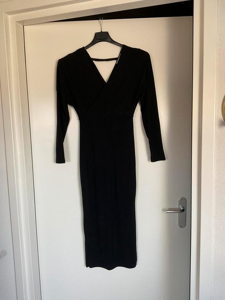 Zwarte glitterjurk, feestjurk maat M/L, Kleding | Dames, Jurken, Zo goed als nieuw, Zwart, Onder de knie, Ophalen of Verzenden