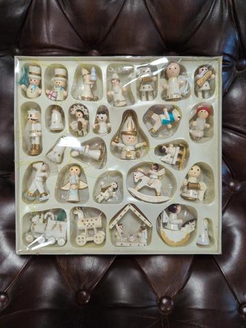 Vintage kerstdecoratie compleet in originele doos beschikbaar voor biedingen