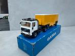 1/55 siku Volvo f-10 automobile testing verhicle, Hobby en Vrije tijd, Modelauto's | 1:50, Ophalen of Verzenden, Zo goed als nieuw