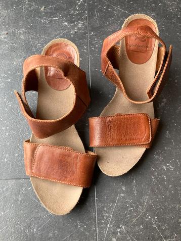 Leren sandalen Aqa maat 38 beschikbaar voor biedingen