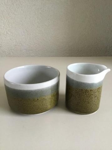 Pentik Finland vintage suikerpot en melkkannetje beschikbaar voor biedingen