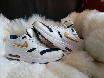 Nike Air Max 1 Olympics Gold, maat 43 beschikbaar voor biedingen