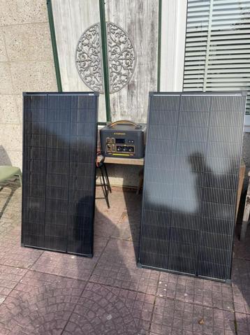 2200W Powerstation 1548Wh + 2x200w Zonnepaneel Thuisbatterij beschikbaar voor biedingen