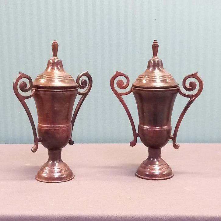 Set antieke bronzen oorvazen, Antiek en Kunst, Antiek | Vazen, Ophalen of Verzenden