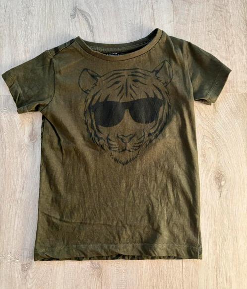 Wibra legergroen tijger shirt groen met korte mouwen, Kinderen en Baby's, Kinderkleding | Maat 92, Zo goed als nieuw, Jongen of Meisje