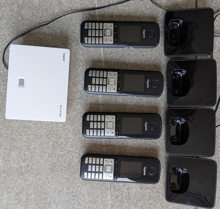 DECT VOIP Gigaset N510 IP Pro met 4x handset S510H Pro, Telecommunicatie, Datacommunicatie en VoIP, Gebruikt, Telefoon, Ophalen of Verzenden