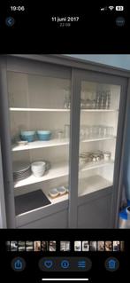 Grijze vitrinekast vince - WOOOD, Huis en Inrichting, Kasten | Vitrinekasten, Ophalen, 100 tot 150 cm, 150 tot 200 cm, 25 tot 50 cm