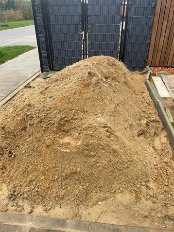 Gratis zand (1, 2 of 3 m3) beschikbaar voor biedingen
