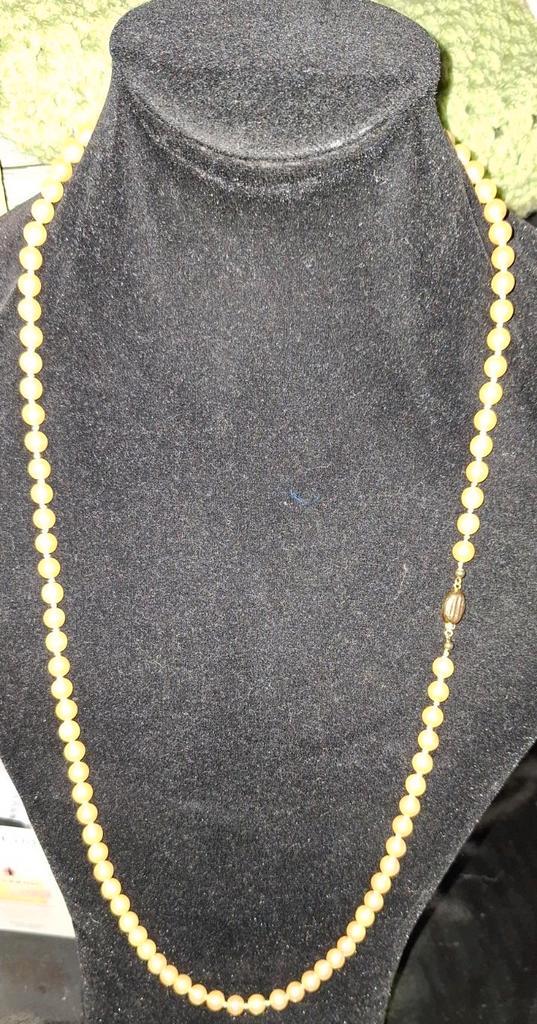 Parelketting met 14 karaat gouden slot gemerkt met eikenblad, Sieraden, Tassen en Uiterlijk, Kettingen, Zo goed als nieuw, Goud