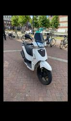 Fietsen brommer scooter reparatie onderhoud, Ophalen of Verzenden, Zo goed als nieuw