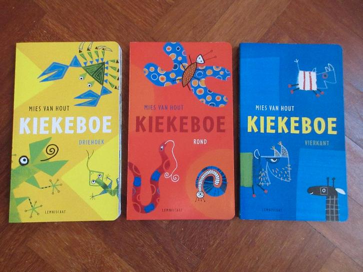 3 x boeken Kiekeboe : driehoek, rond en vierkant, Boeken, Kinderboeken | Baby's en Peuters, Gelezen, Uitklap-, Voel- of Ontdekboek