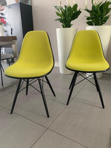 Vitra eames side stoelen zwart en geel dsw zwart beschikbaar voor biedingen