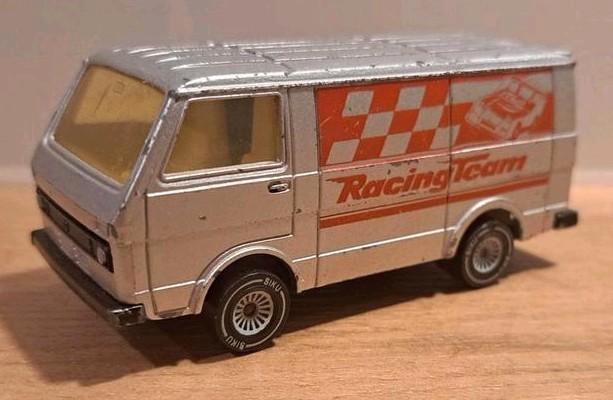 Siku VW LT28 Porsche Racing Team Bestelbus W-Germany, Hobby en Vrije tijd, Modelbouw | Auto's en Voertuigen, Gebruikt, Auto, Groter dan 1:32