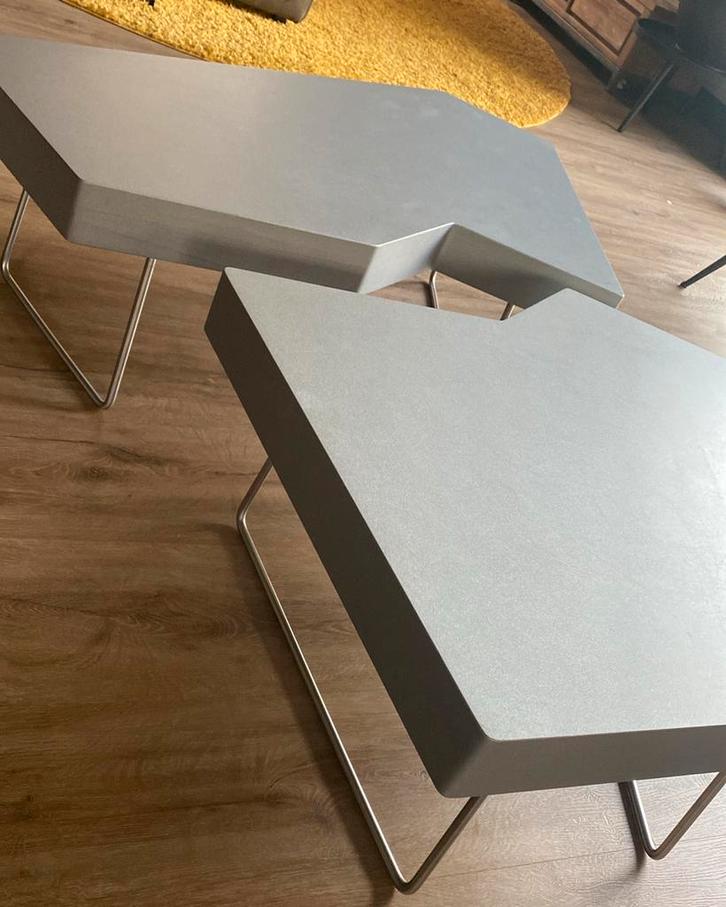 Leolux piombo salon tafel tweedelig set salontafel grijs, Huis en Inrichting, Tafels | Salontafels, Zo goed als nieuw, Minder dan 50 cm