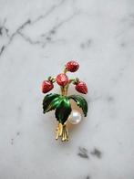 Vintage stijl emaille broche aardbeien, Verzenden, Nieuw, Overige materialen