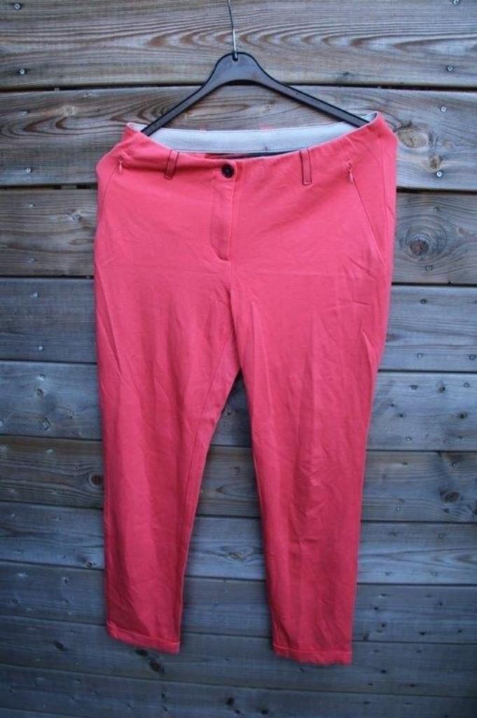 Broek koraal Marccain mt N3 (M/38) Vaste prijs, Kleding | Dames, Broeken en Pantalons, Zo goed als nieuw, Maat 38/40 (M), Rood