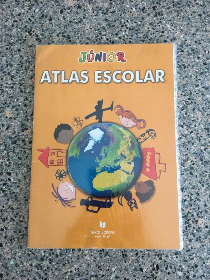 Portugese (kinder)atlas, Boeken, Atlassen en Landkaarten, Gelezen, Overige atlassen, Wereld, 1800 tot 2000, Ophalen of Verzenden