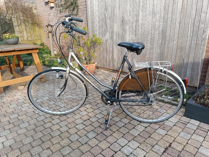 Heren en dames fiets, Fietsen en Brommers, Fietsen | Heren | Herenfietsen, Gebruikt, Batavus, 57 tot 61 cm, Versnellingen, Ophalen