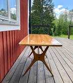 Houten salontafel uit Zweden, Scandinavisch vintage jaren 60, Ophalen, Scandinavisch vintage jaren 60., Gebruikt, 100 tot 150 cm