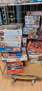 3 rolkarren met kerstspullen, ballen, puzzels enz, Ophalen, Gebruikt