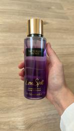 Vicrotia’s Secret parfum - Love Spell, Ophalen of Verzenden, Zo goed als nieuw