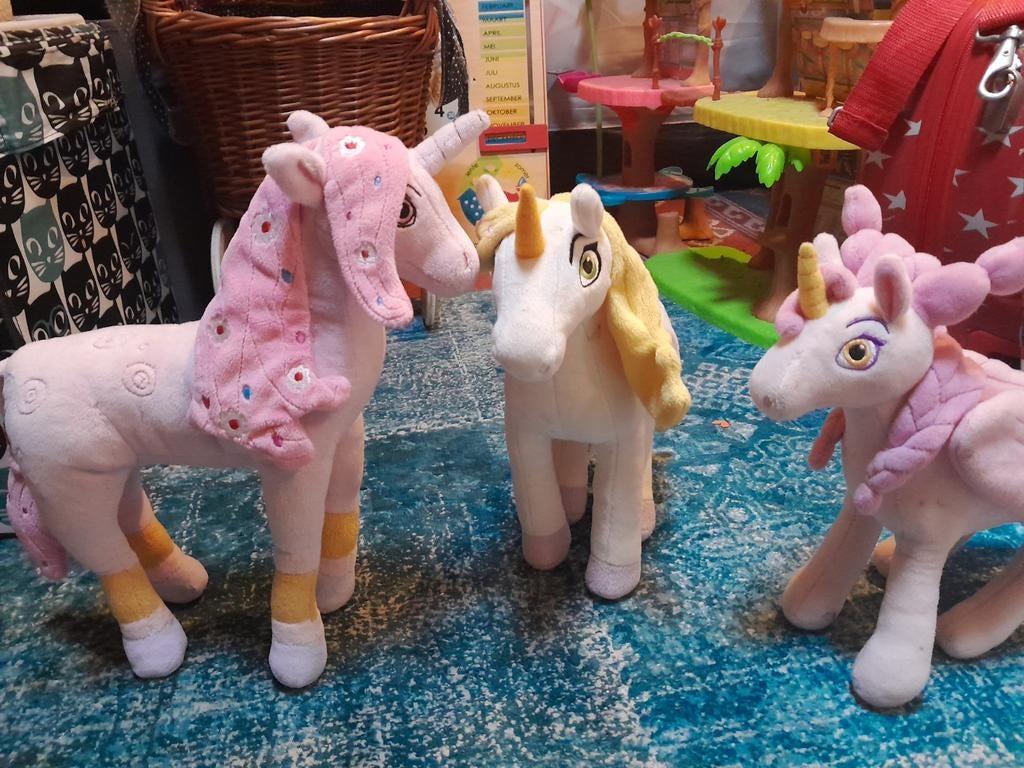 Mia and Me Eenhoorns Onchao, Lyria en Kyara, Kinderen en Baby's, Ophalen of Verzenden, Zo goed als nieuw