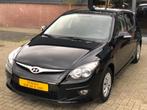 Hyundai I30 1.6i i-Motion NIEUWSTAAT AUTOMAAT XENON CLIMA TR, Auto's, Stof, Gebruikt, Zwart, Bedrijf